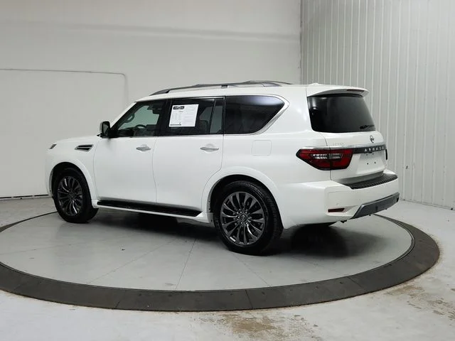 Used 2024 White Nissan Platinum image 6
