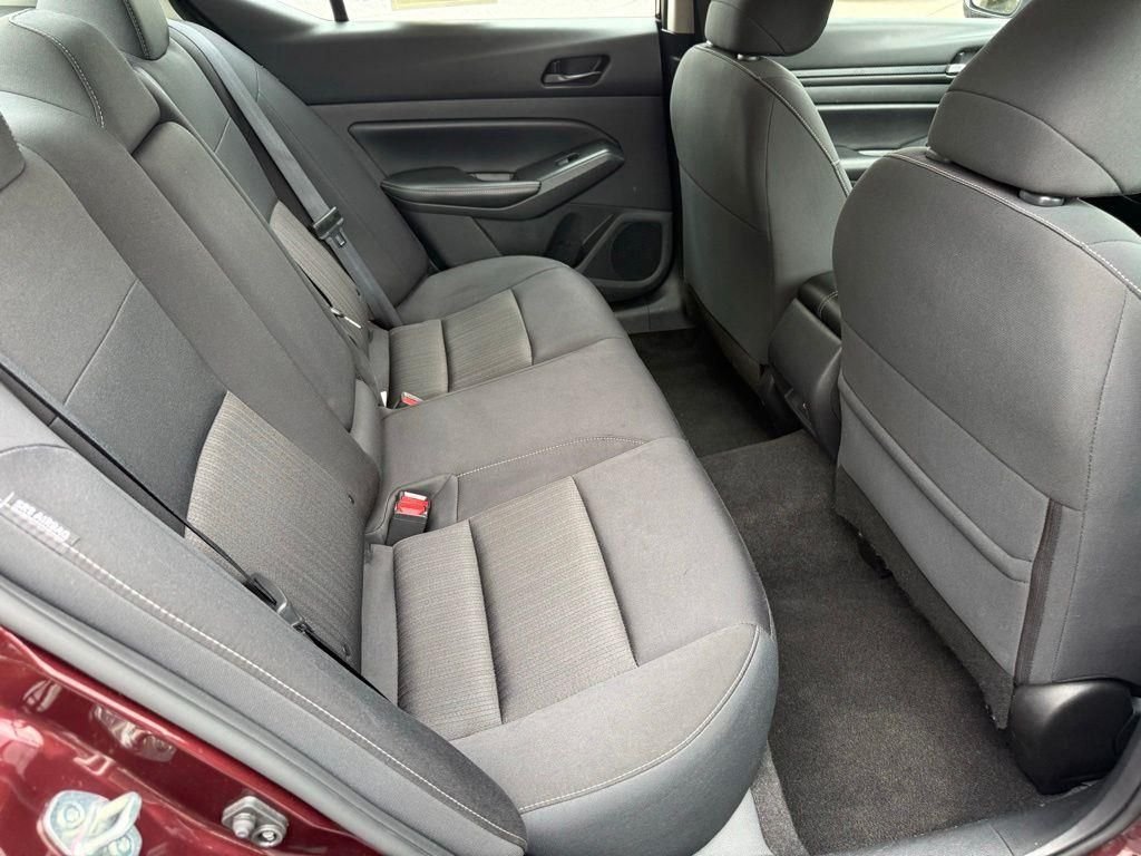 Used 2024  Nissan 2.5 SV image 28