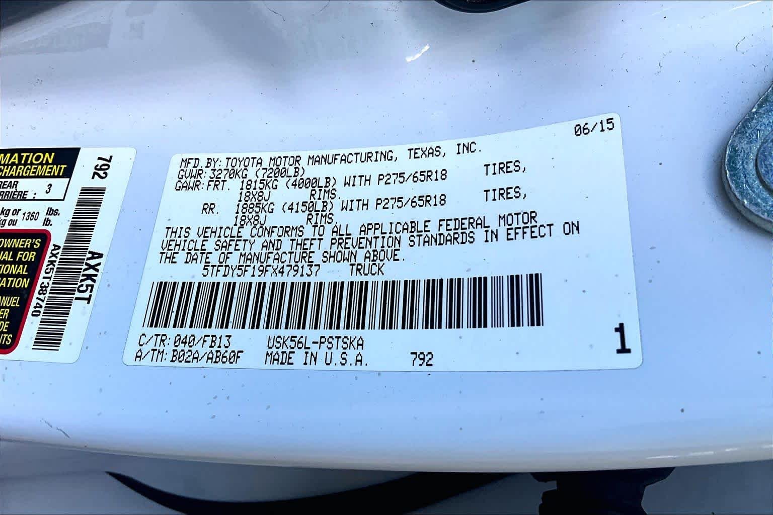 Used 2015 Super White Toyota SR5 image 32