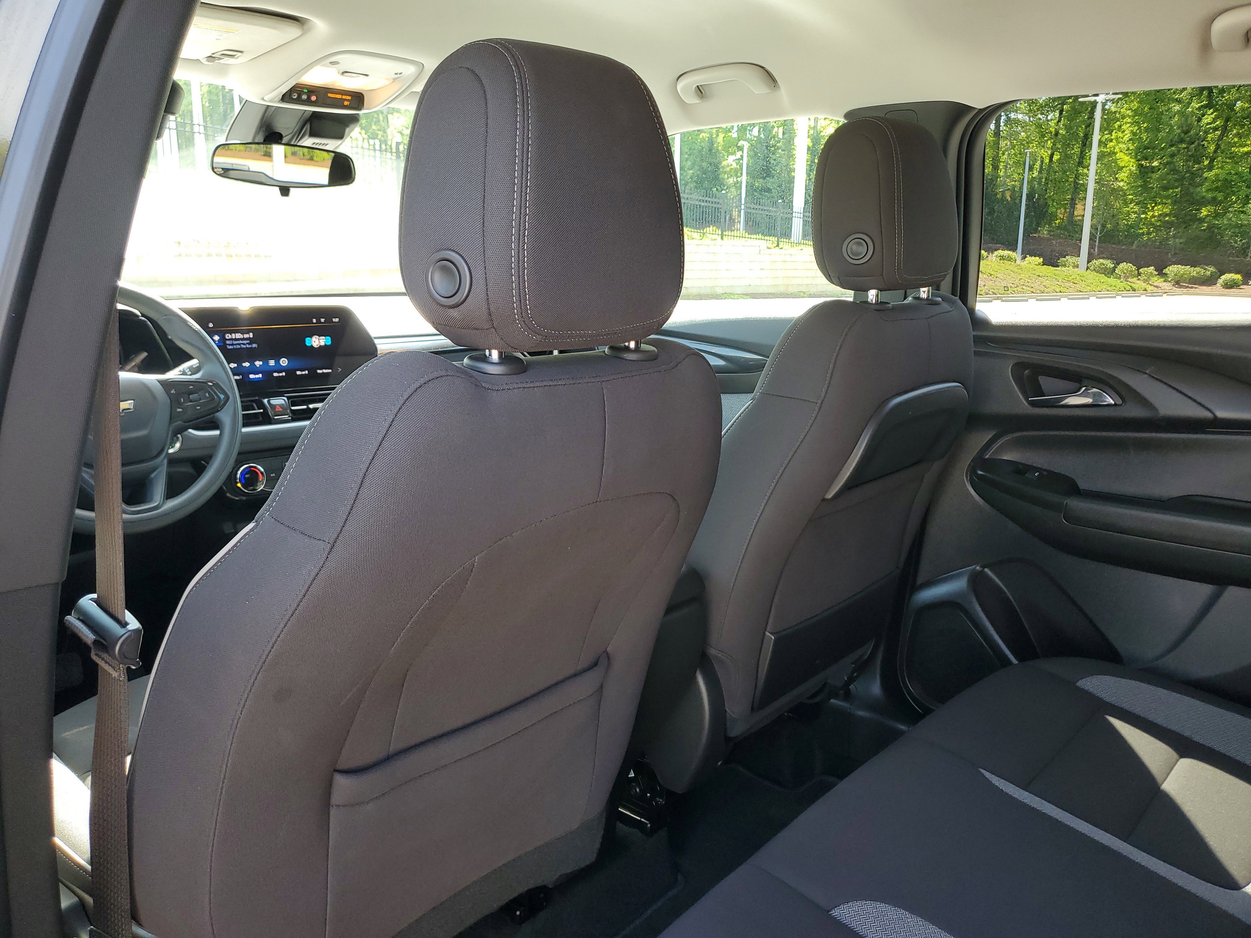 Used 2025 Black Chevrolet LT image 9