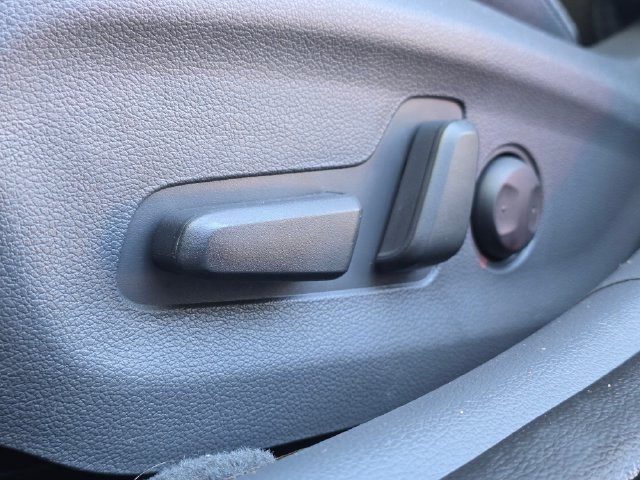 Used 2017 Silver Hyundai SEL image 24