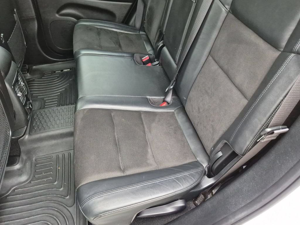 Used 2021 White Jeep Laredo X image 24