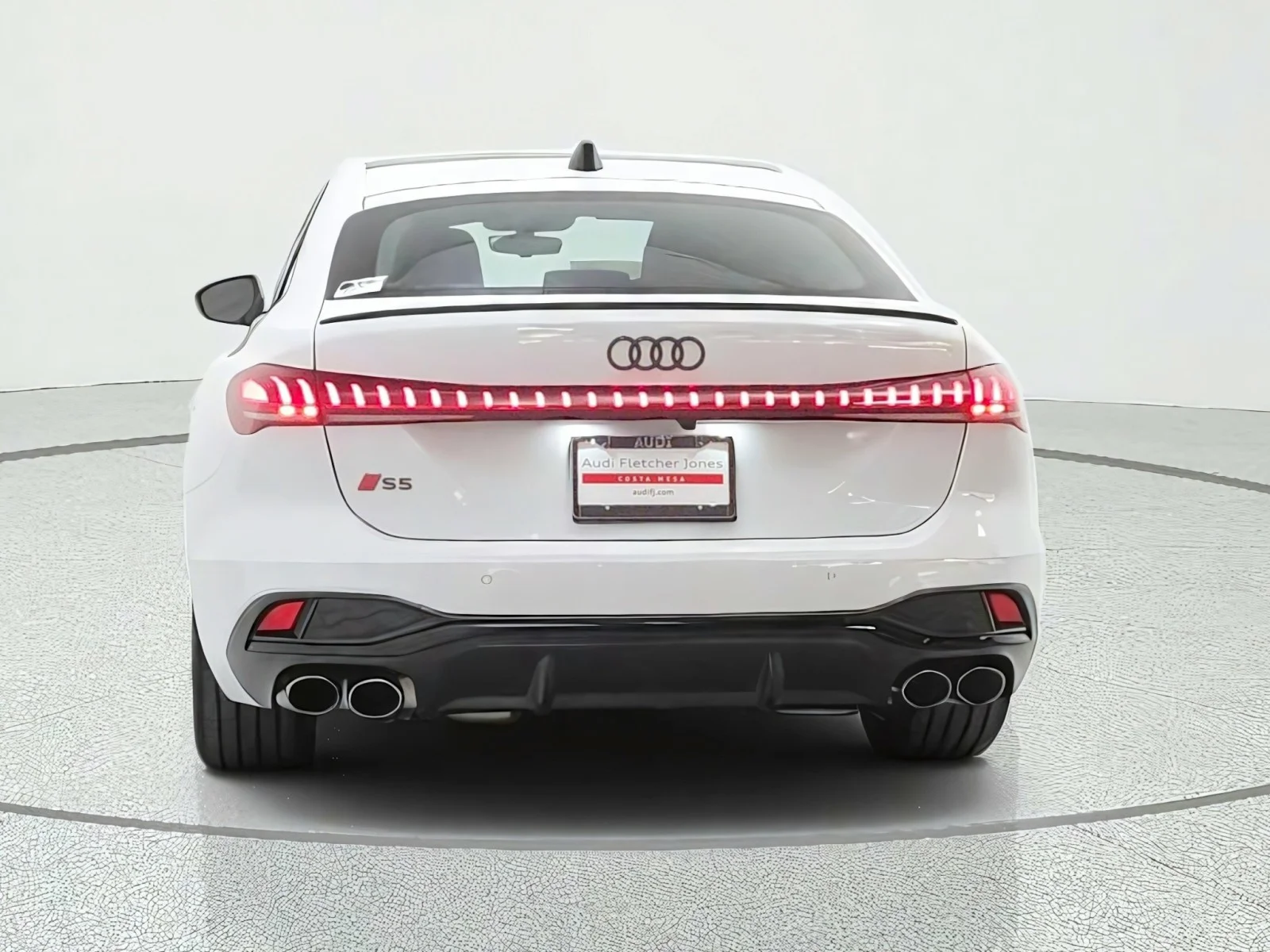 New 2026 Glacier White Metallic Audi Premium Plus 3.0 TFSI quattro image 6