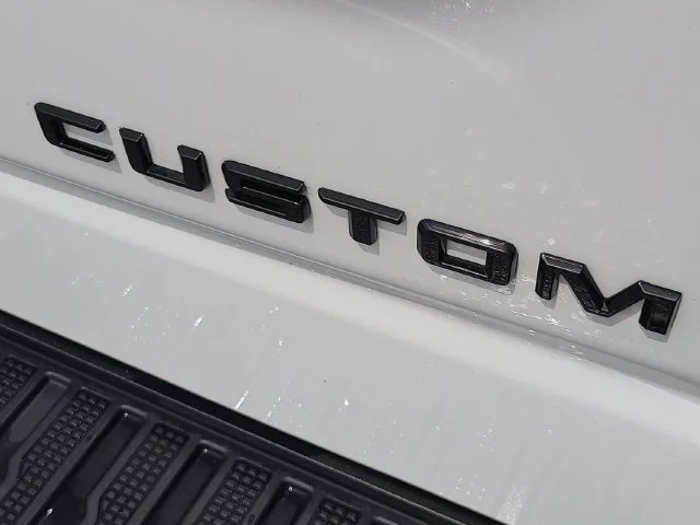 Used 2024 Summit White Chevrolet Custom Trail Boss image 11