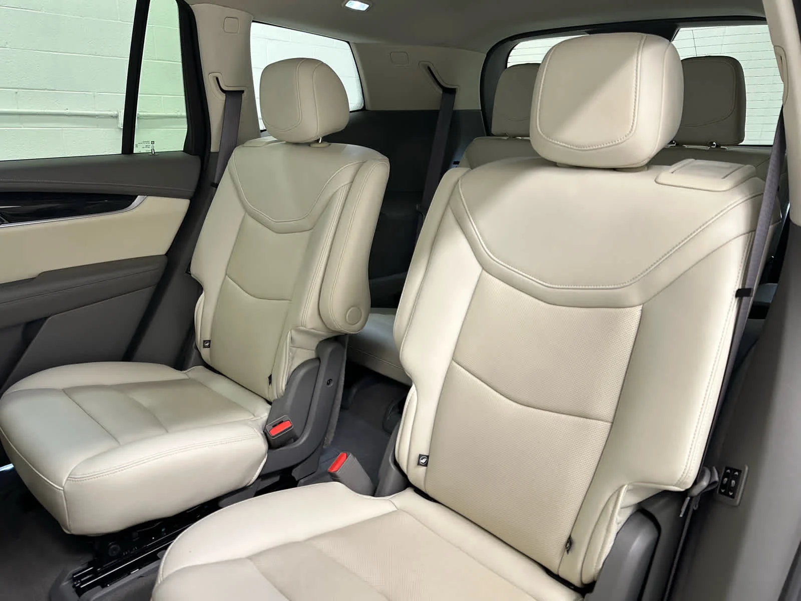 Used 2023 Crystal White Tricoat Cadillac AWD Premium Luxury image 16