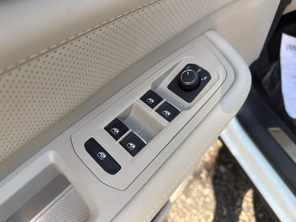 New 2026  Volkswagen 2.0T SE w/Technology image 12