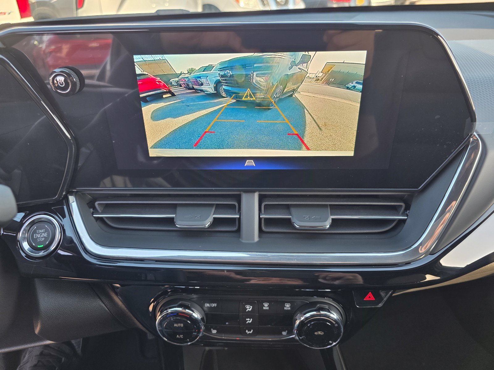 2026 Chevrolet Trax RS - Photo 28