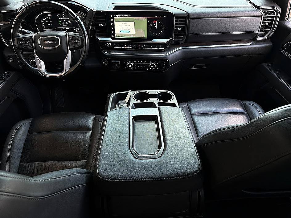 Used 2025 Summit White GMC SLT image 8