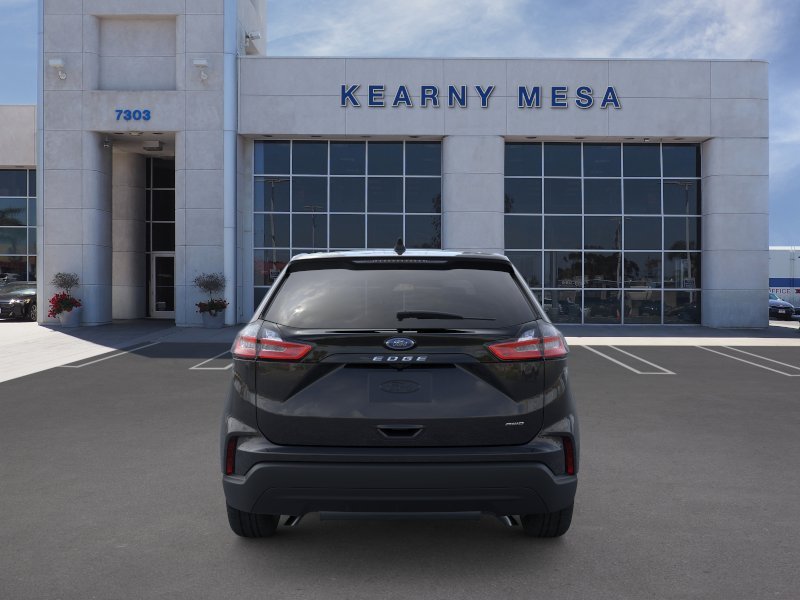 New 2024 Agate Black Metallic Ford SE image 32