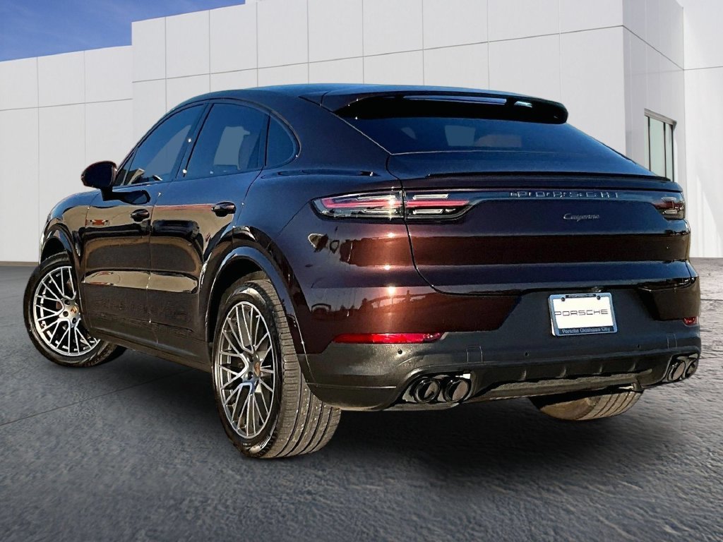 Used 2022  Porsche Platinum Edition image 3