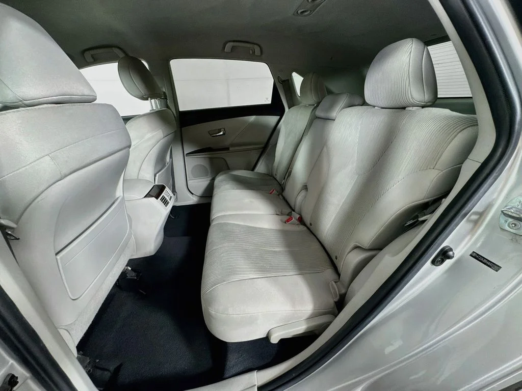 Used 2010 Silver Toyota Base image 26
