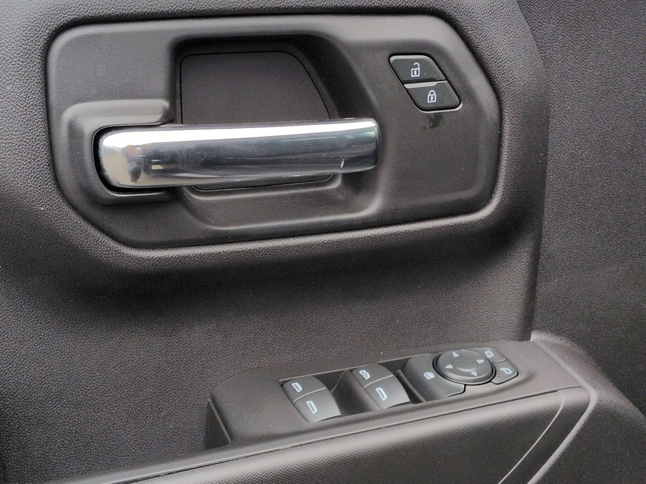 2024 Chevrolet Silverado 1500 Custom - Photo 24