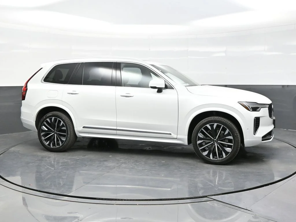 New 2026 Crystal White Volvo Plus image 8