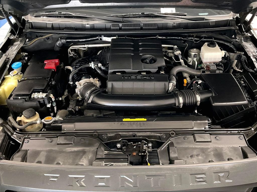 Used 2023 Green Nissan PRO-4X image 29