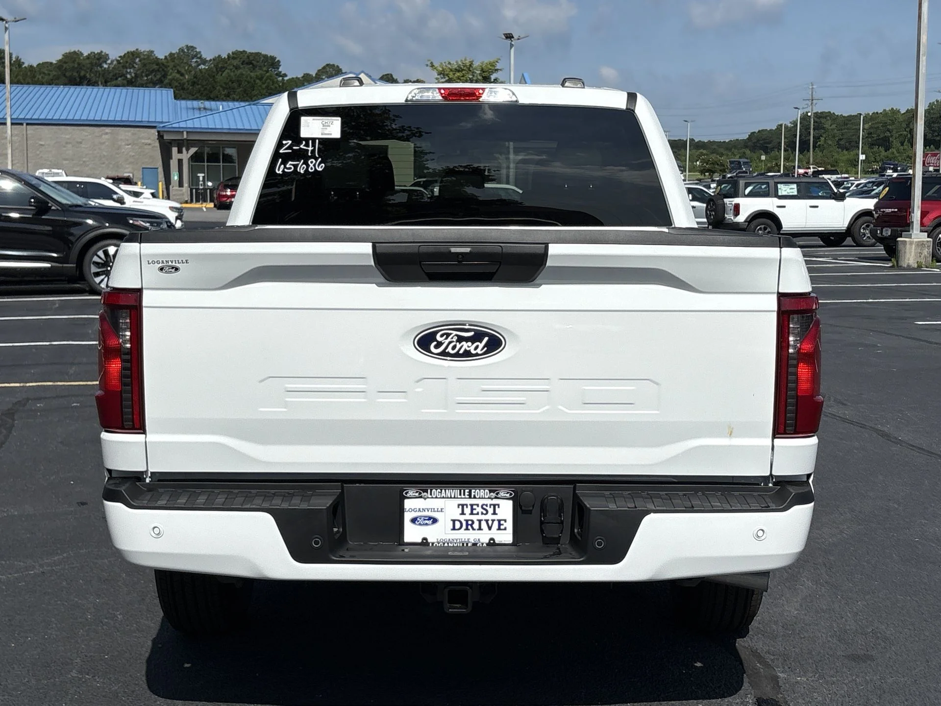 New 2026 Oxford White Ford XLT image 19