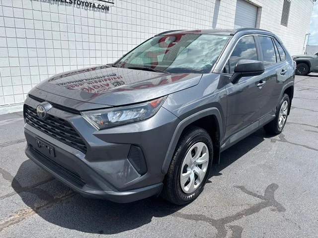 2021 Toyota RAV4 LE