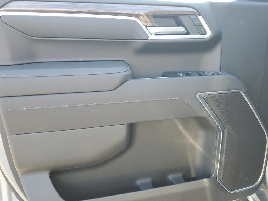 New 2026 Sterling Gray Metallic Chevrolet RST image 19