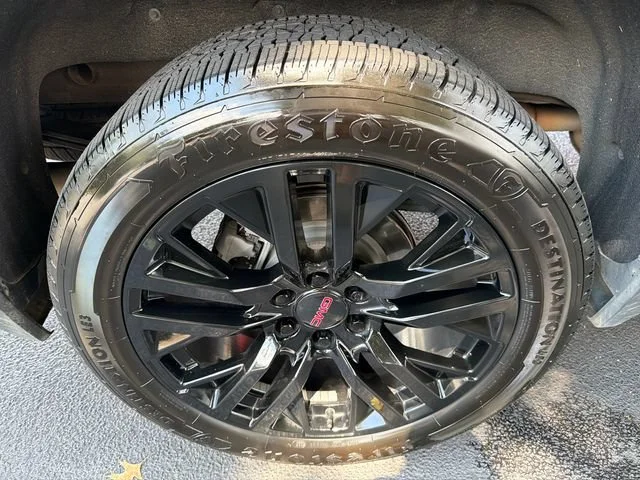 Used 2021 WHITE FROST TRICOAT GMC Denali image 17