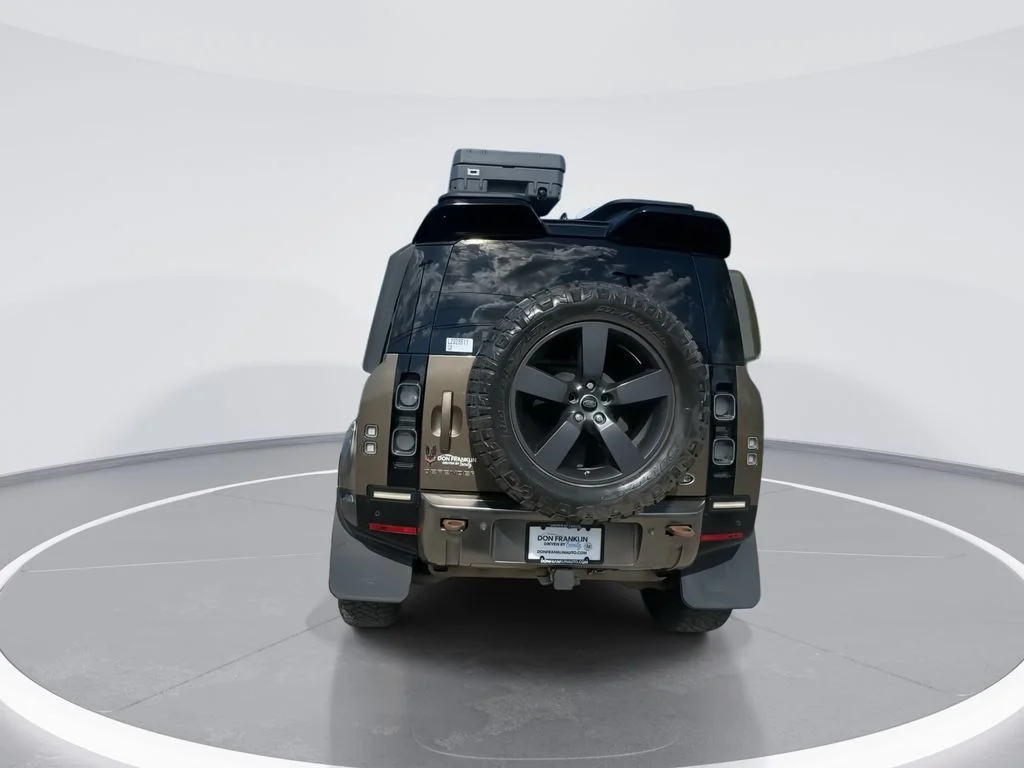 Used 2020  Land Rover X image 7