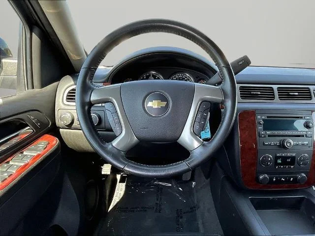 Used 2014 Black Chevrolet  image 8