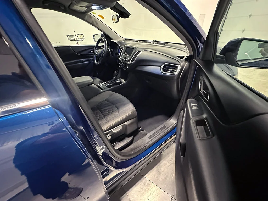 Used 2019 Blue Chevrolet LT image 25