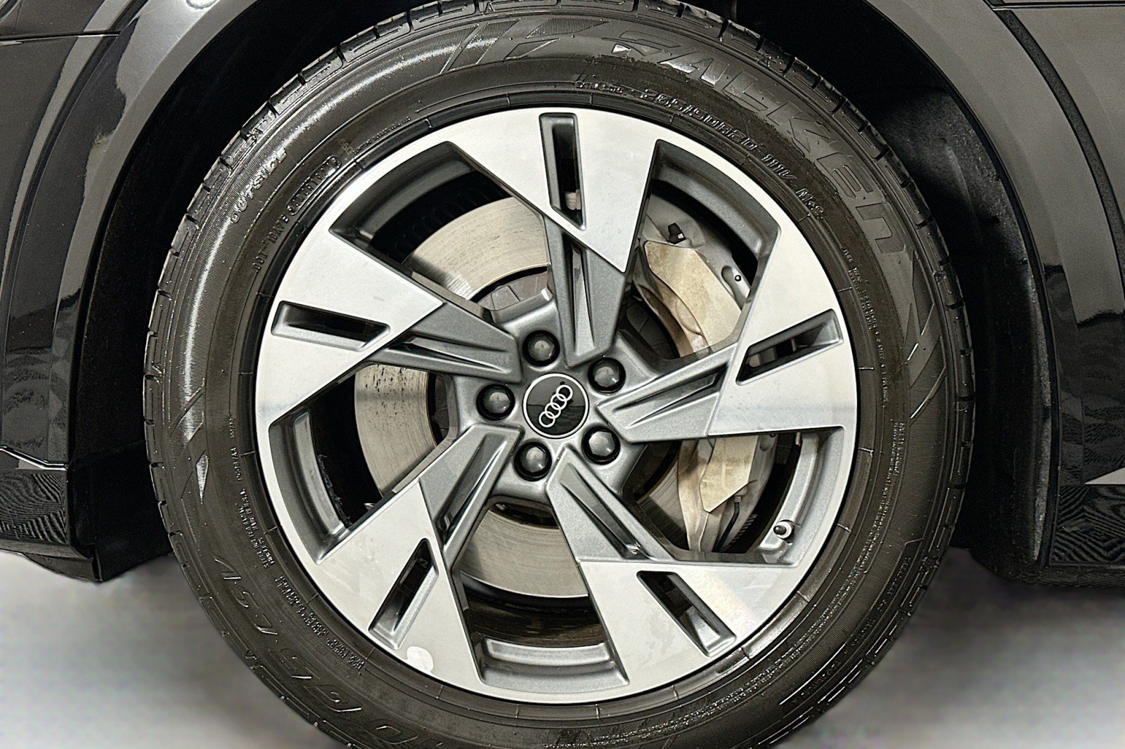 Used 2022 Brilliant Black Audi Premium image 11