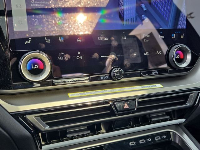 New 2026 Wind Chill Pearl Lexus PREMIUM AWD image 19