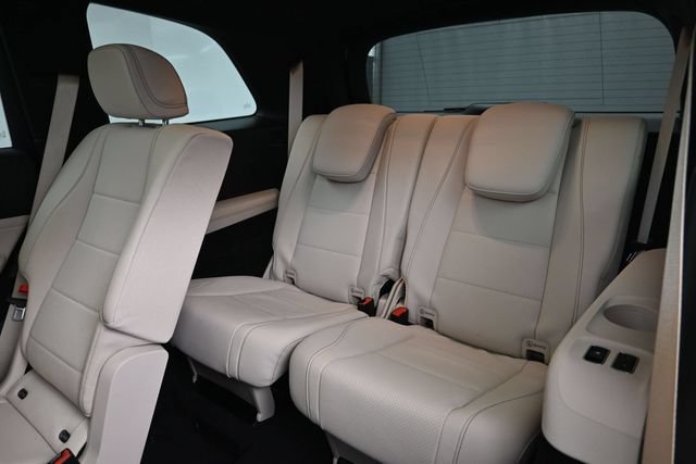 Used 2024 White Mercedes-Benz GLS 450 image 23