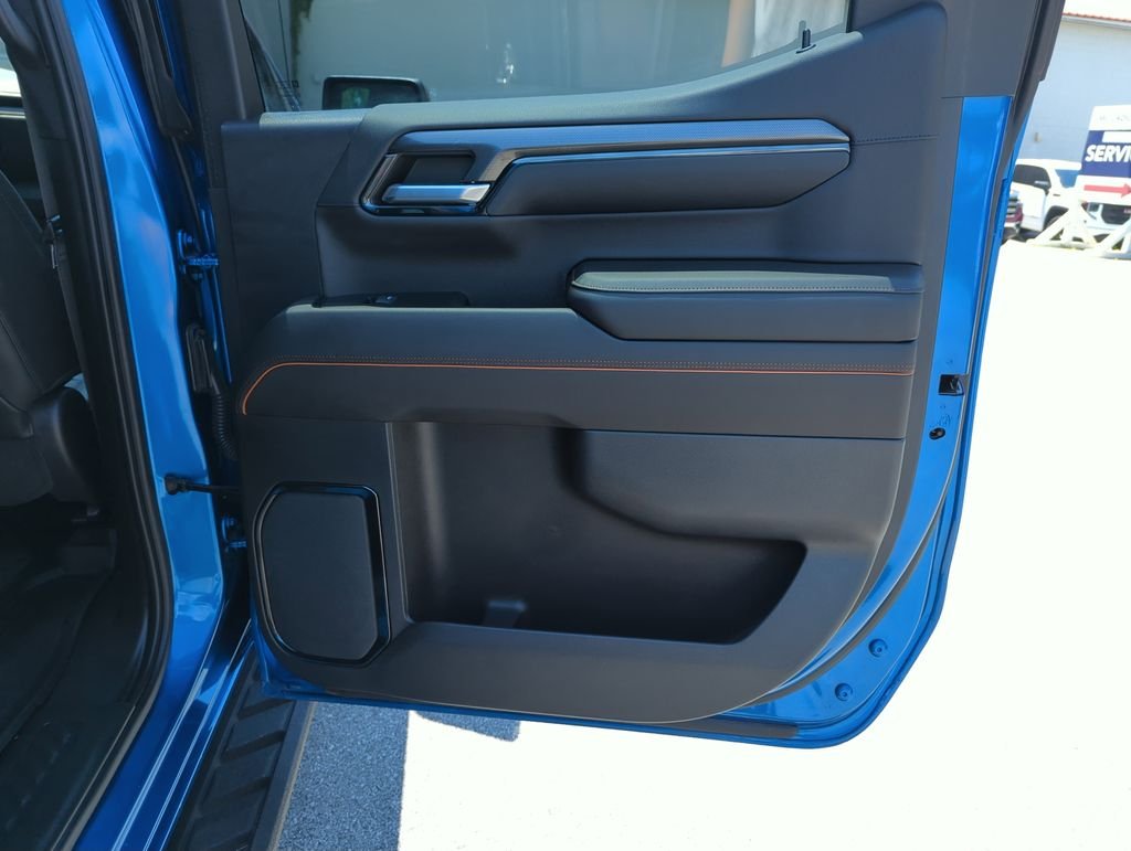 Used 2022 Blue GMC AT4 image 31