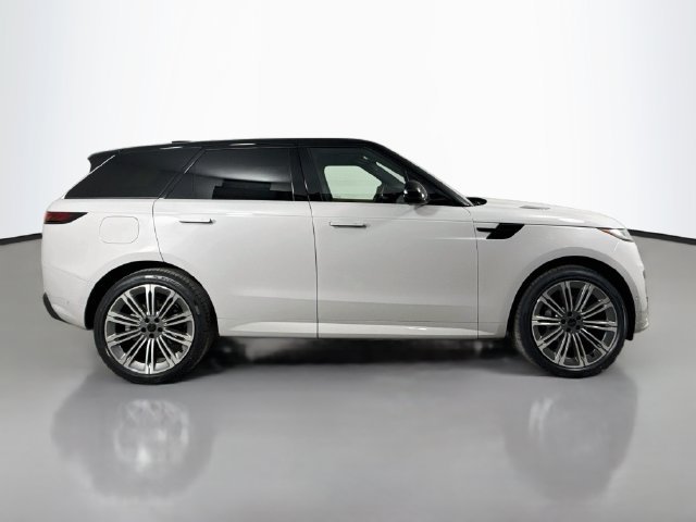 New 2027 Gray Land Rover Dynamic SE image 4