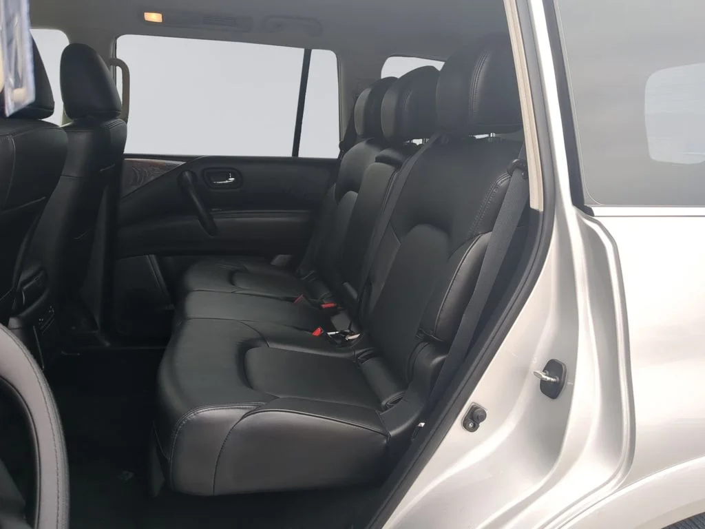 Used 2022 Silver Nissan SV image 18