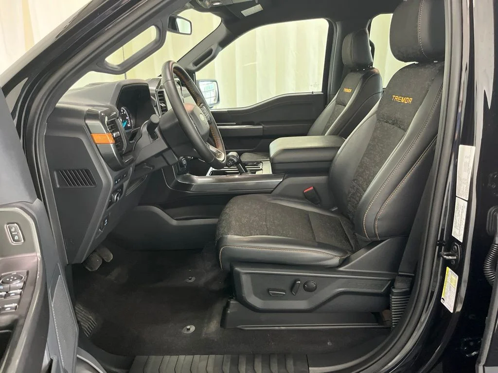 Used 2023 Black Ford Tremor image 3