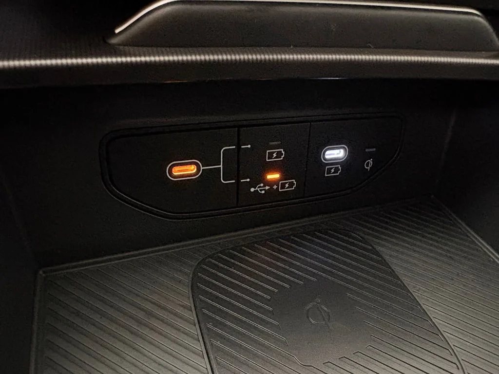 New 2027 White Kia EX image 32