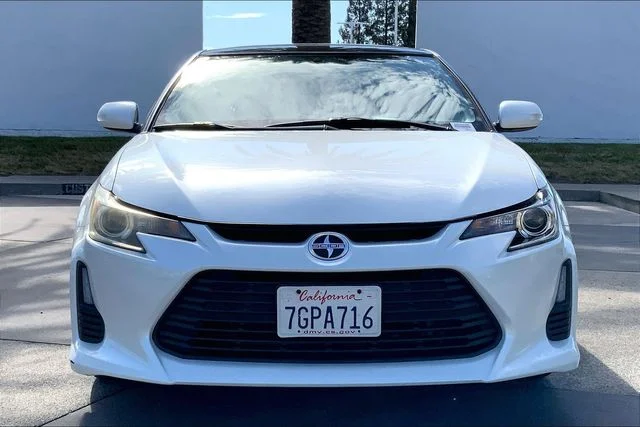 Used 2015 Blizzard Pearl Scion Base image 3