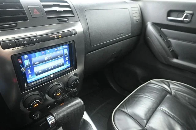 Used 2008 Black Hummer Luxury image 25