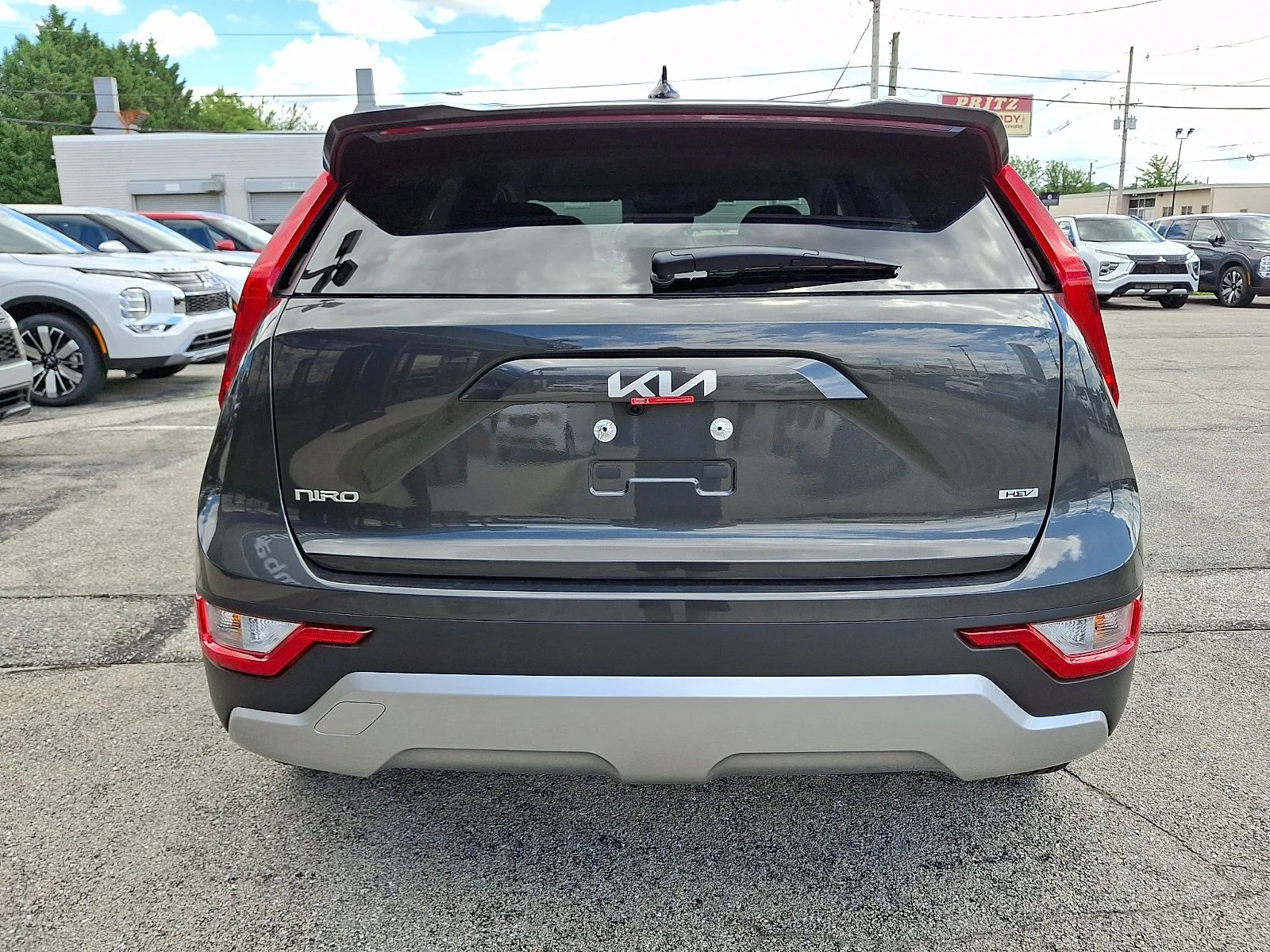 New 2026 Gray Kia LX image 7