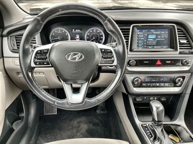 Used 2019 Silver Hyundai SEL image 13