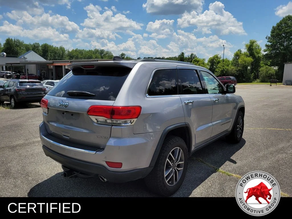 Used 2019 Silver Jeep Limited image 6