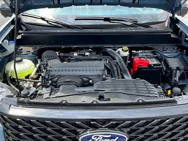 New 2026 Azure Gray Metallic Tri-Coat Ford Lariat® image 43