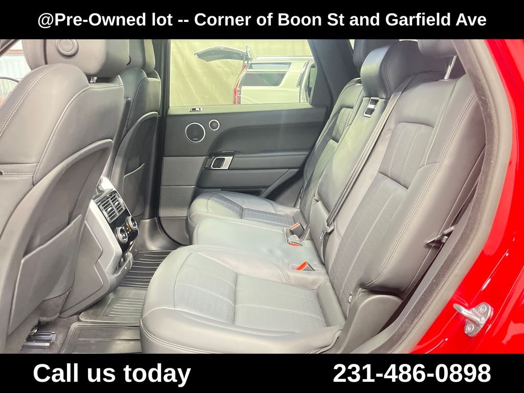 Used 2019  Land Rover HSE Dynamic image 26