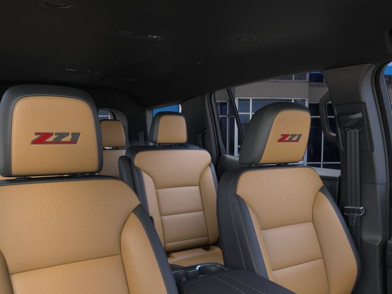2027 Chevrolet Traverse Z71 - Photo 24