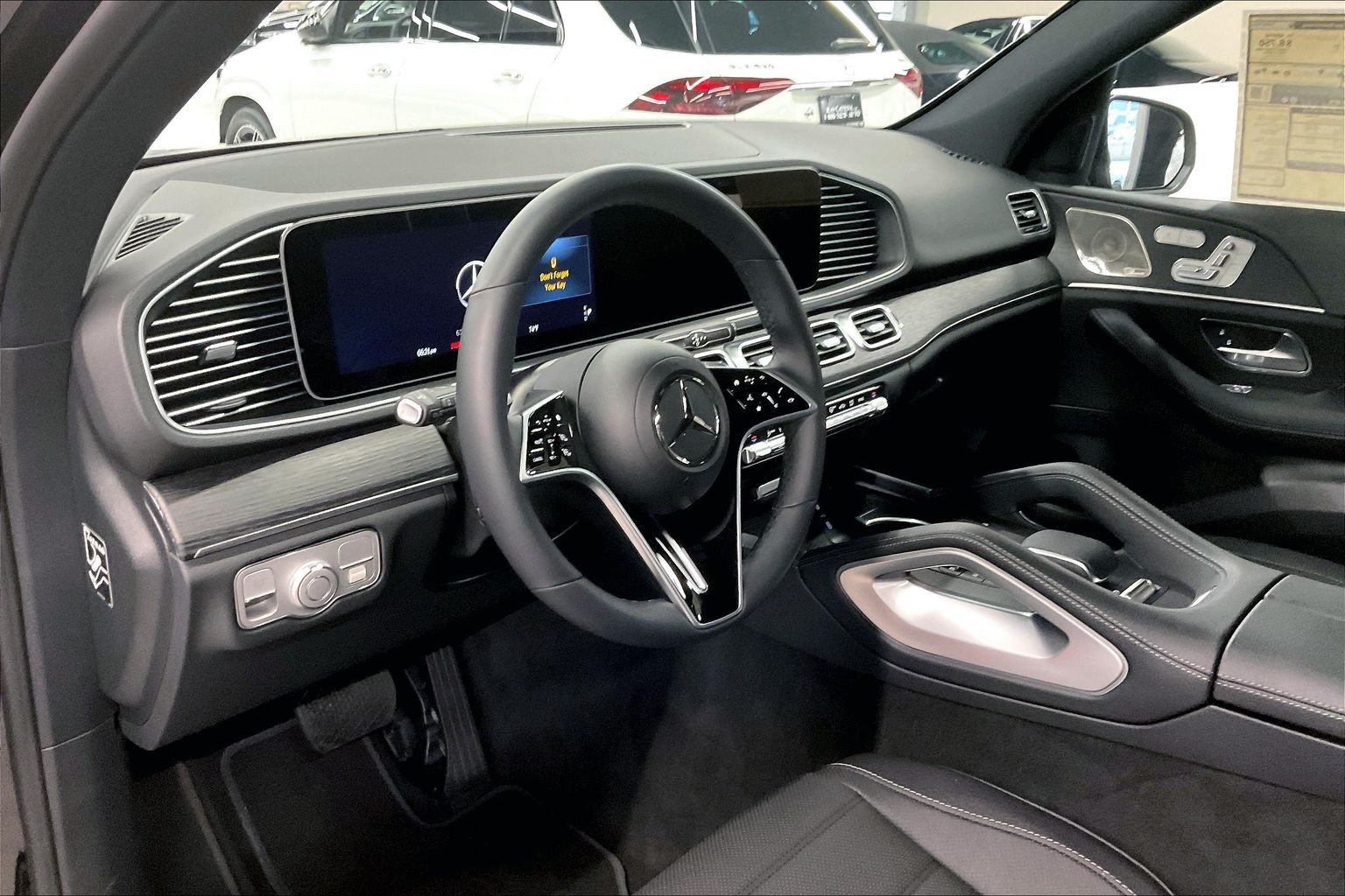 New 2026 Obsidian Black Metallic Mercedes-Benz GLE 580 image 20