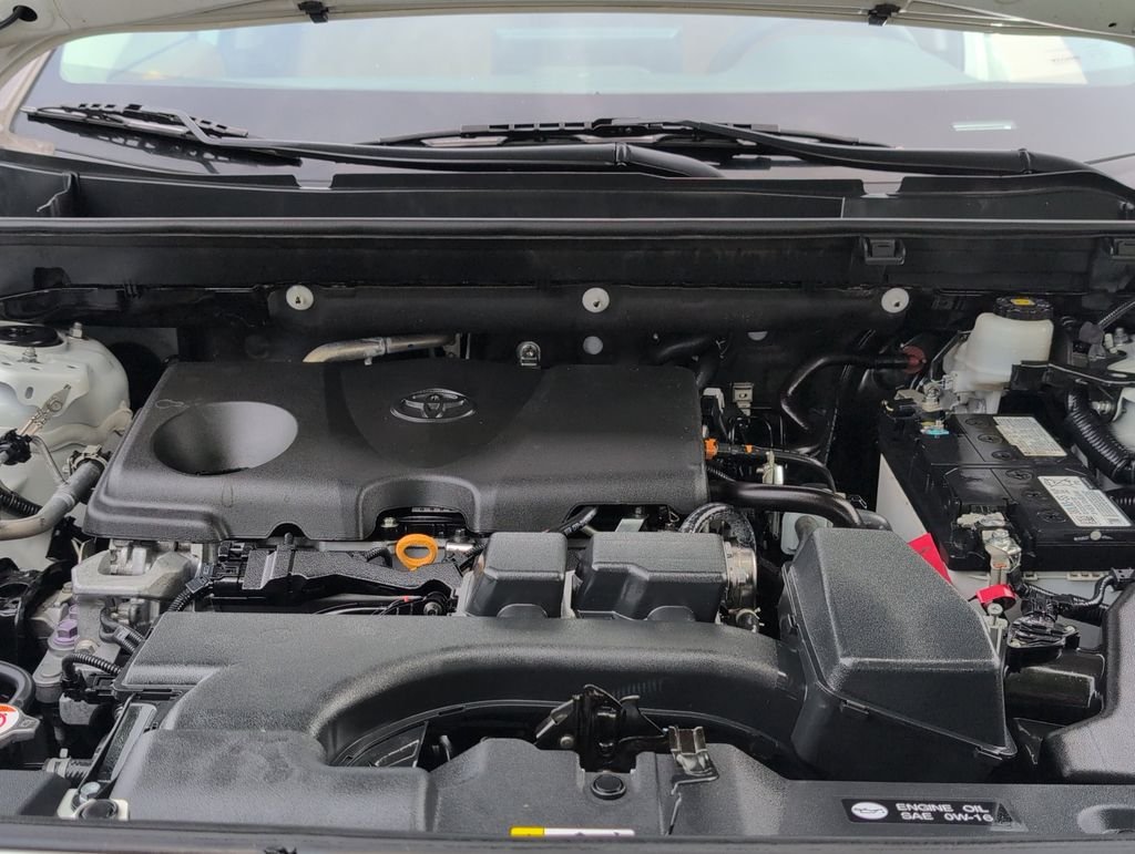 Used 2023 White Toyota XLE image 27