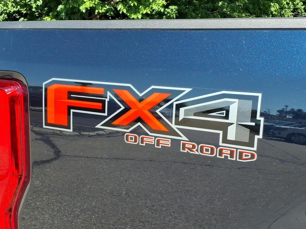 Certified Used 2022 Blue Metallic Ford XL image 12