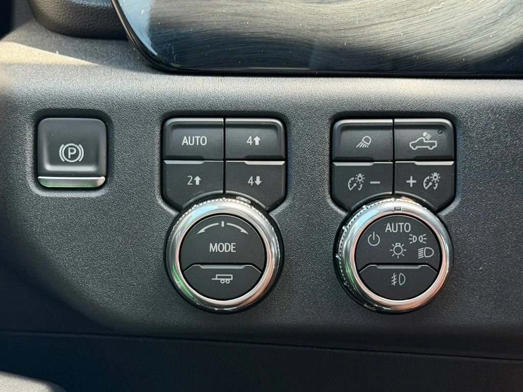 New 2026 Sterling Metallic GMC SLT image 10