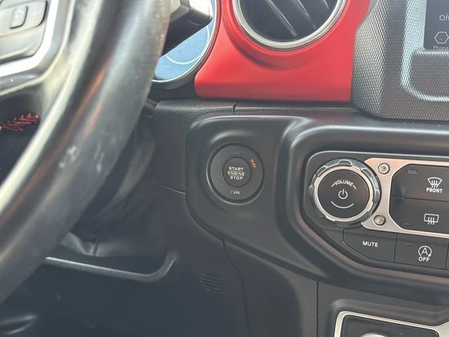 Used 2020 Gray Jeep Rubicon image 13