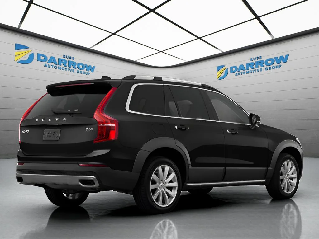 Used 2016 Black Volvo T6 Momentum image 3