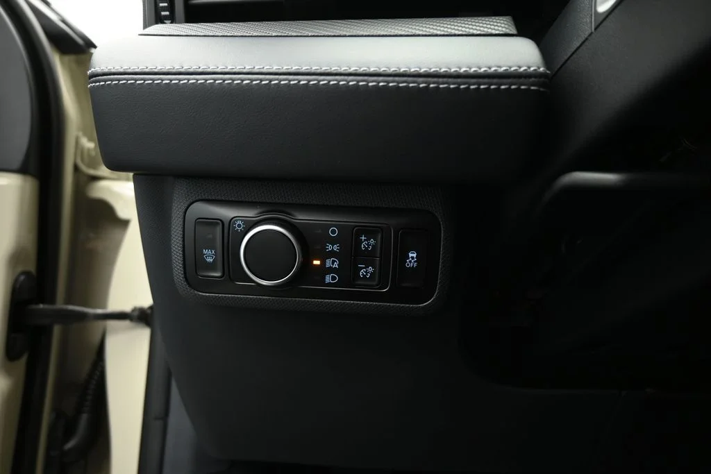 New 2026 Desert Sand Ford Select image 11