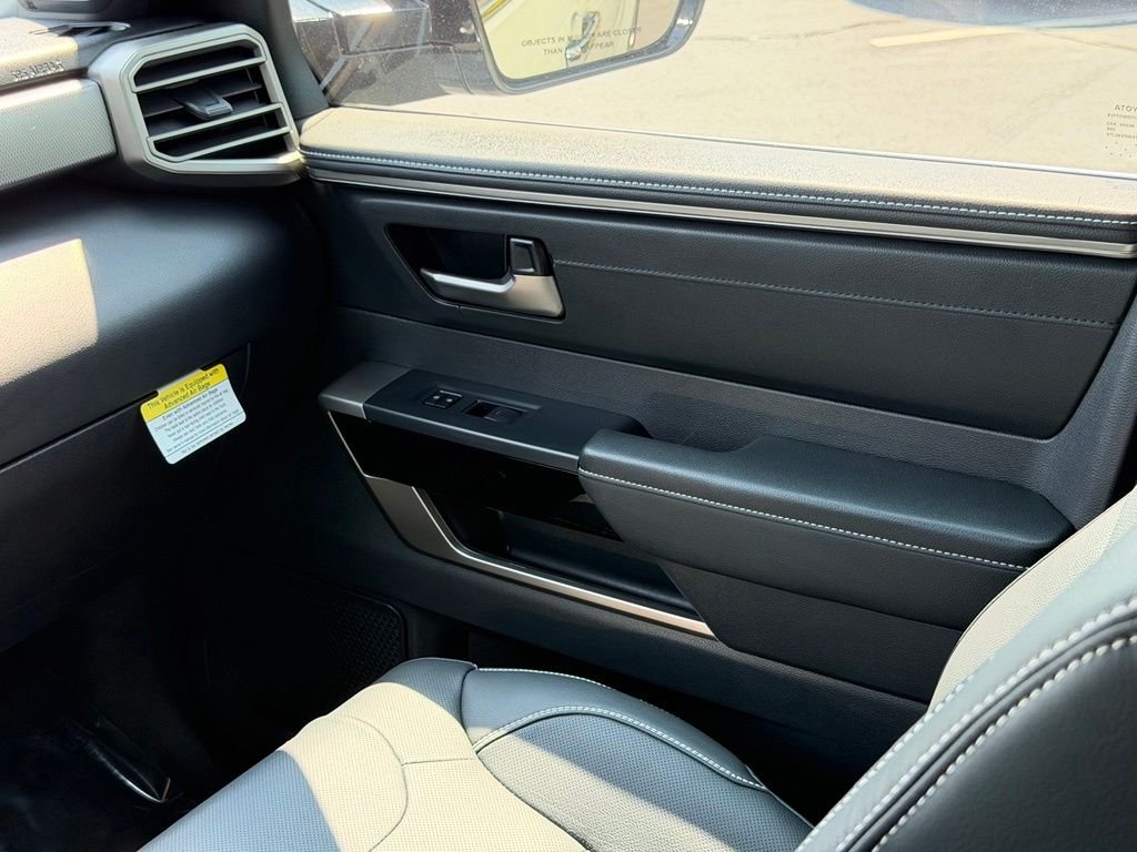 Certified Used 2026  Toyota Limited image 34