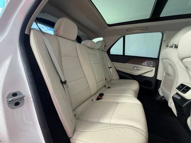 Used 2022 White Mercedes-Benz GLE 350 image 40
